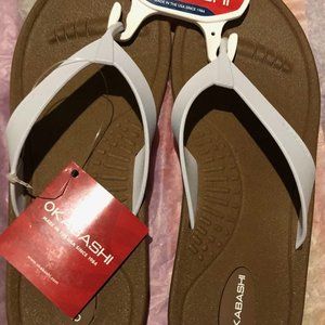 Okabashi Sandals (Tan & White) Size L (9.5-10.5) NWT